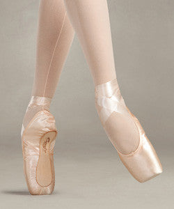 Glisse Pointe Shoe (New) - Dancer's Wardrobe